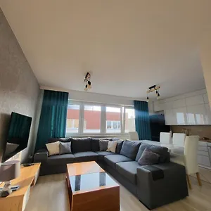 Margaretville 90m Apartment Kolberg