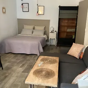  Apartment De Gaston
